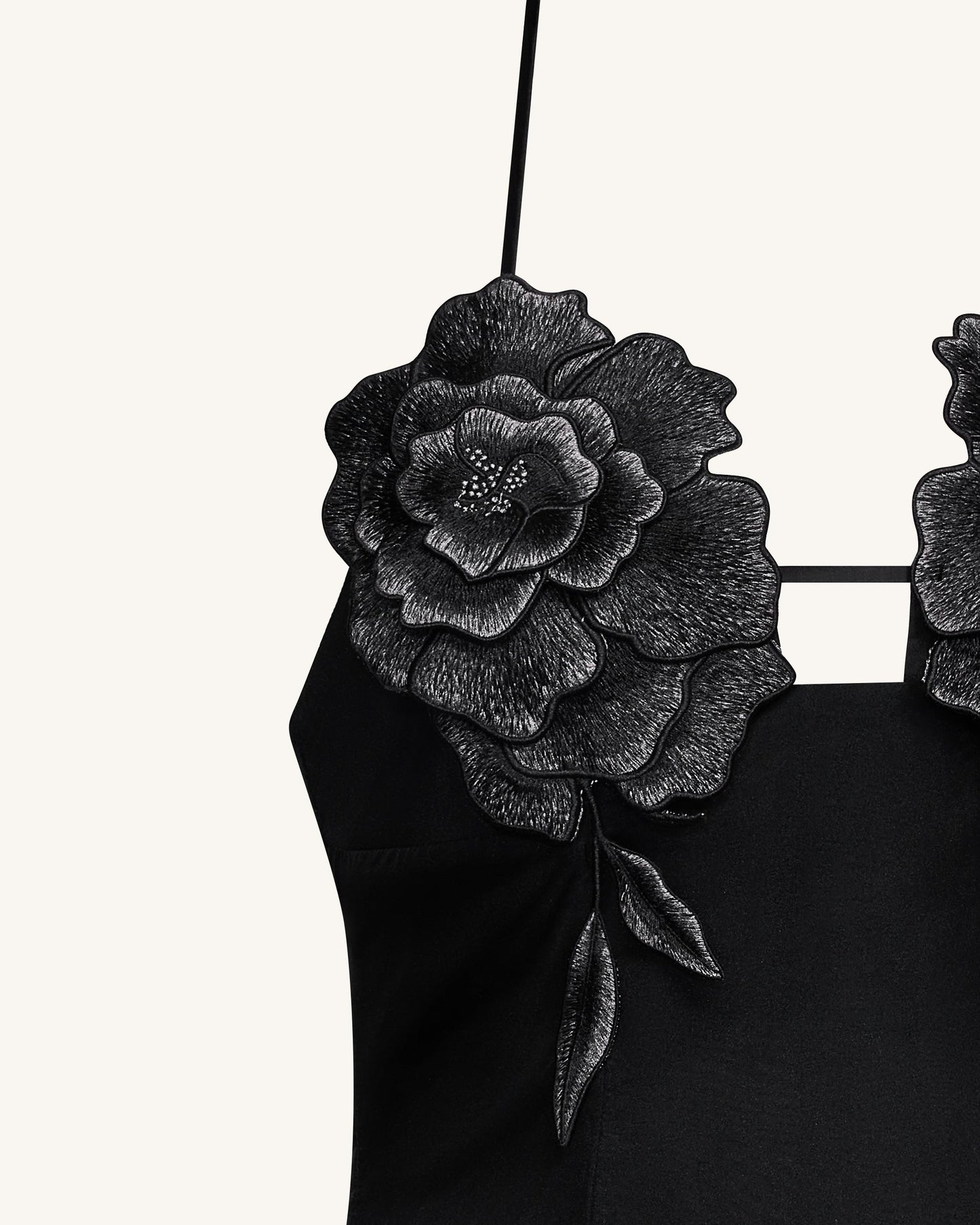 Flower 刺繡迷你洋裝 - 黑色