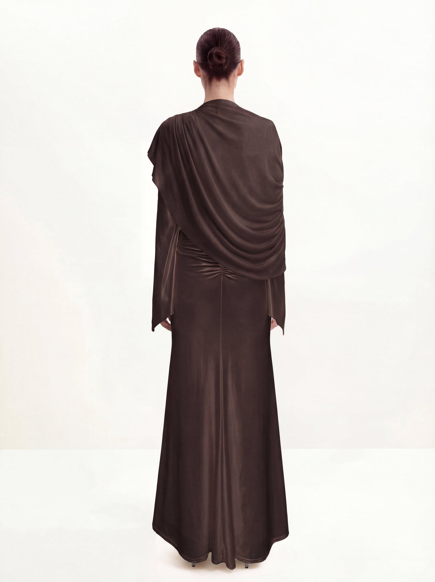 薄紗披肩抓皺緊身長版禮服 - 棕色