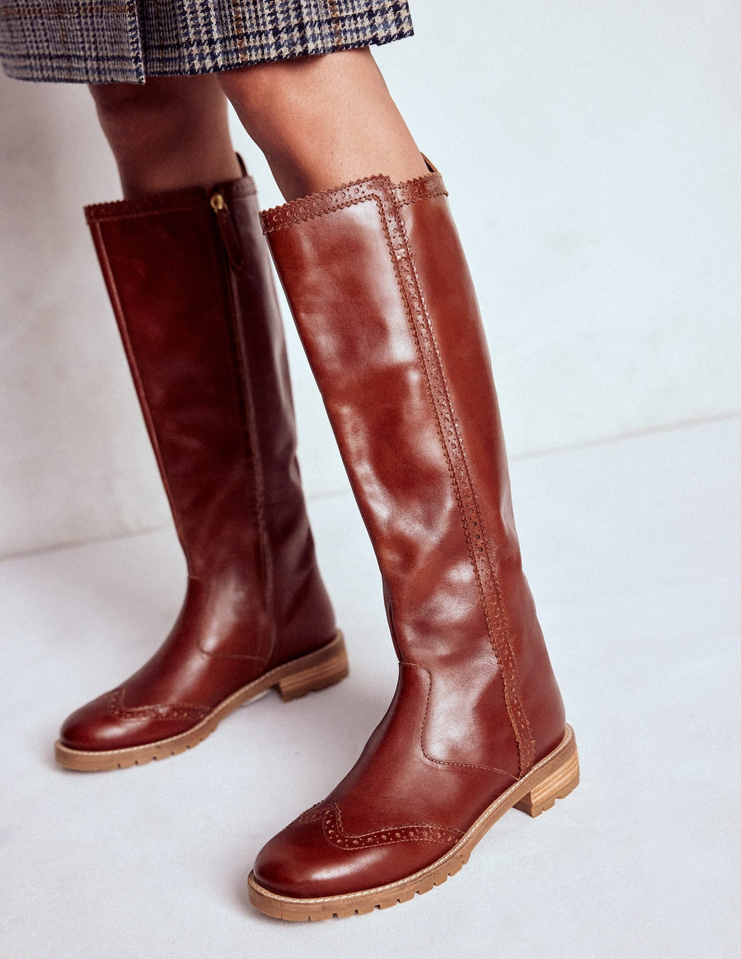 Brogue Detail Knee Boots-Tan