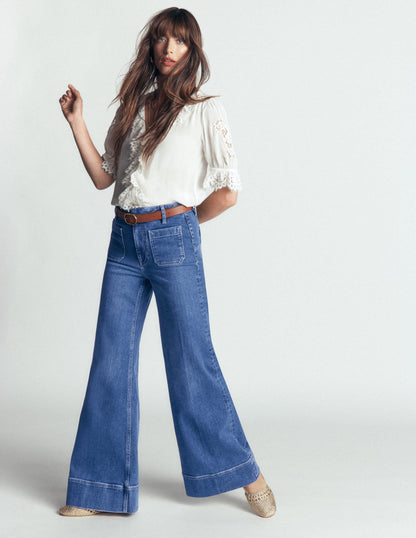 Patch Pocket Flare Jeans-Midwash