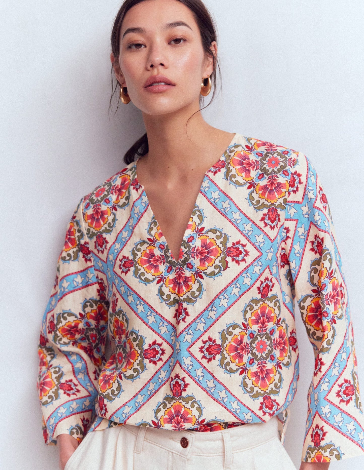 Cleo Linen Top-Floral Tile Placement