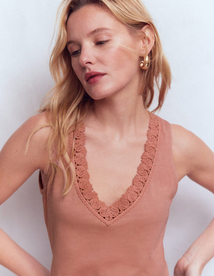Supersoft V Neck Trim Vest-Vintage Rose
