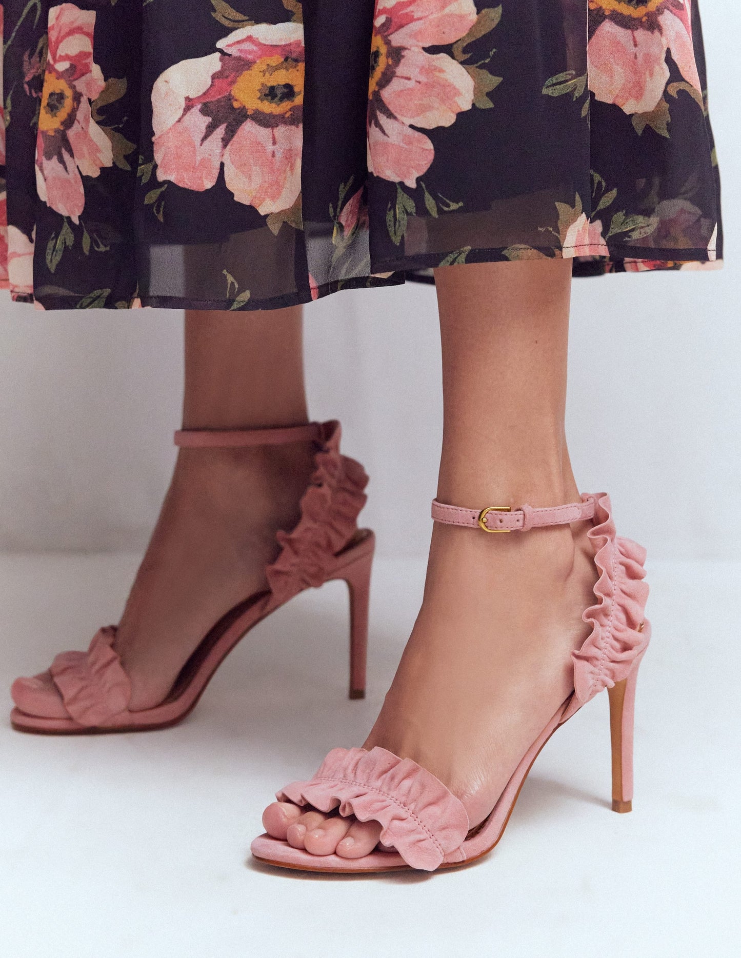 Pleat Detail Heeled Sandal-Almond Pink