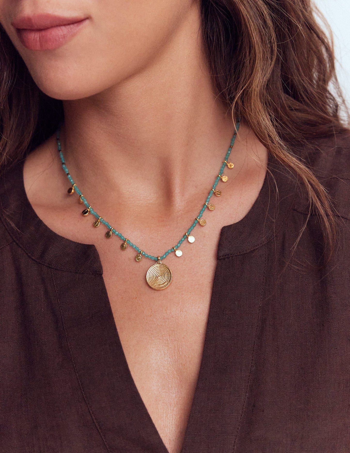 Short Bead Strand Necklace-Blue