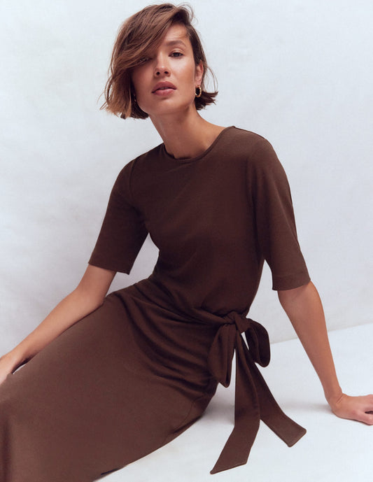 Zinnia Tie Jersey Midi Dress-Espresso