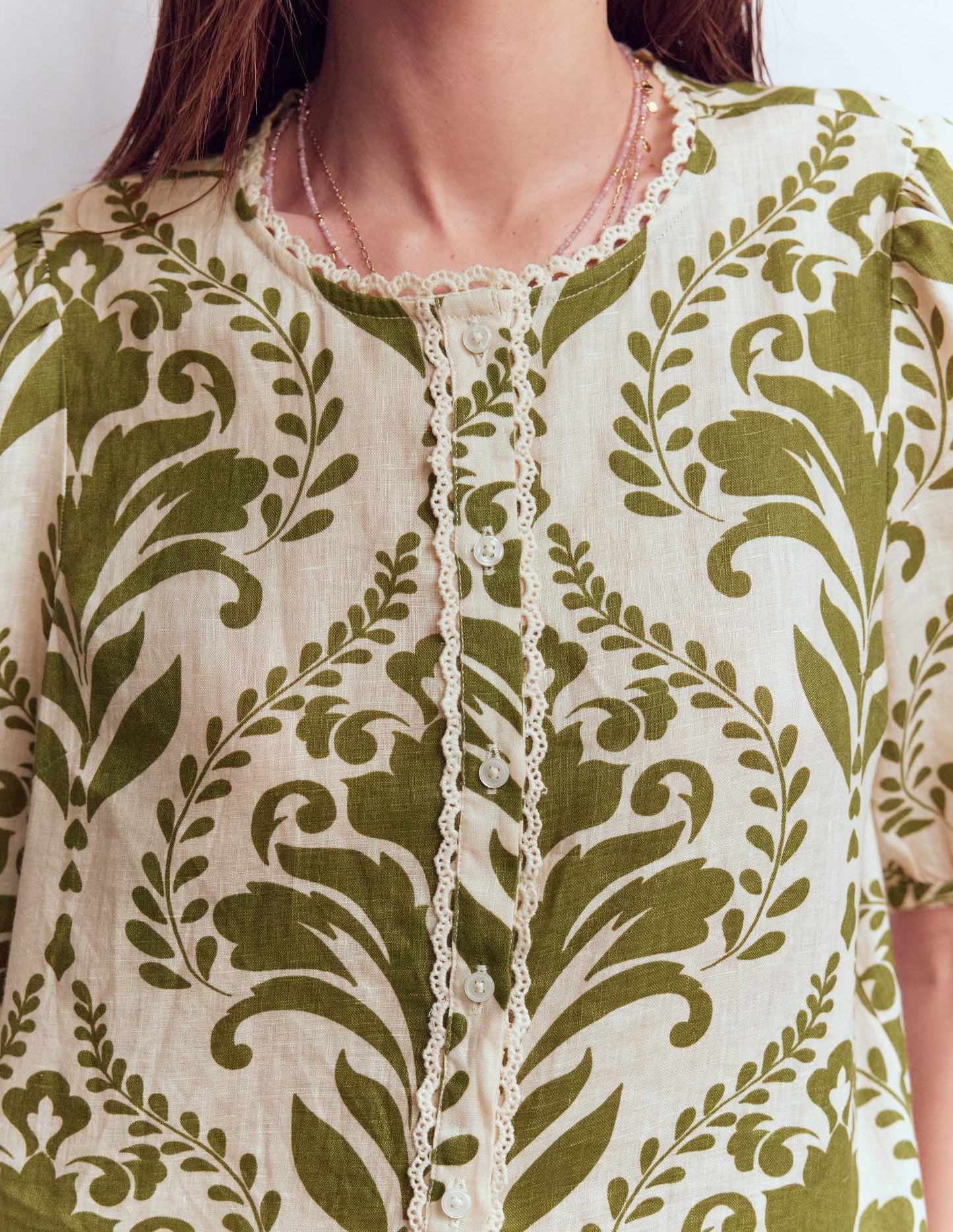 Leah Short Sleeve Linen Top-Green, Decorative Lattice