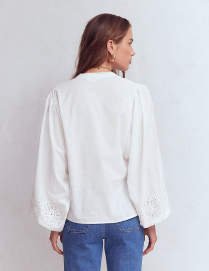Embroidered Notch Neck Top-White
