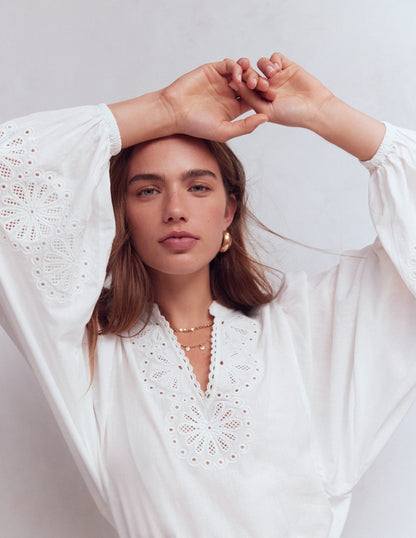 Embroidered Notch Neck Top-White