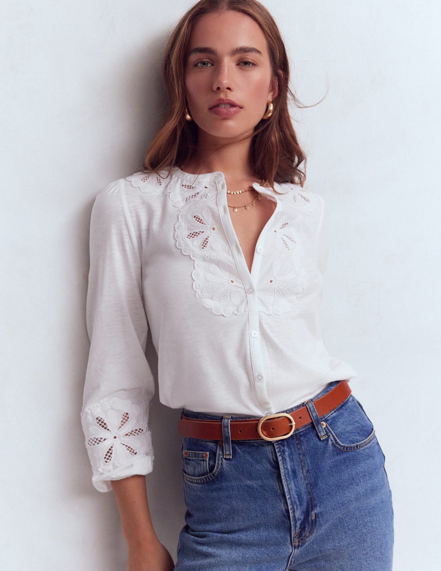 Scallop Cutwork Top-White