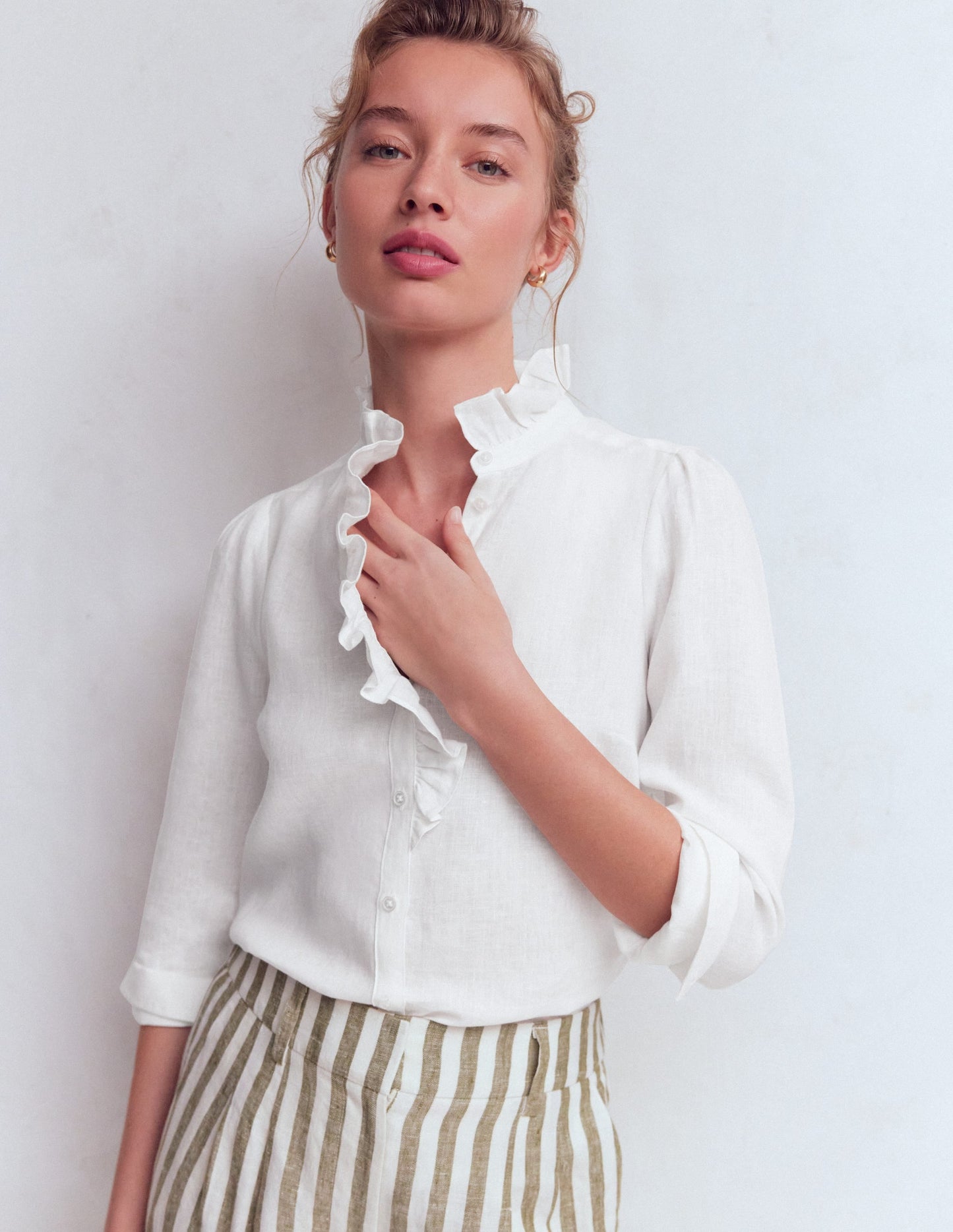 Isabel Ruffle Linen Shirt-White