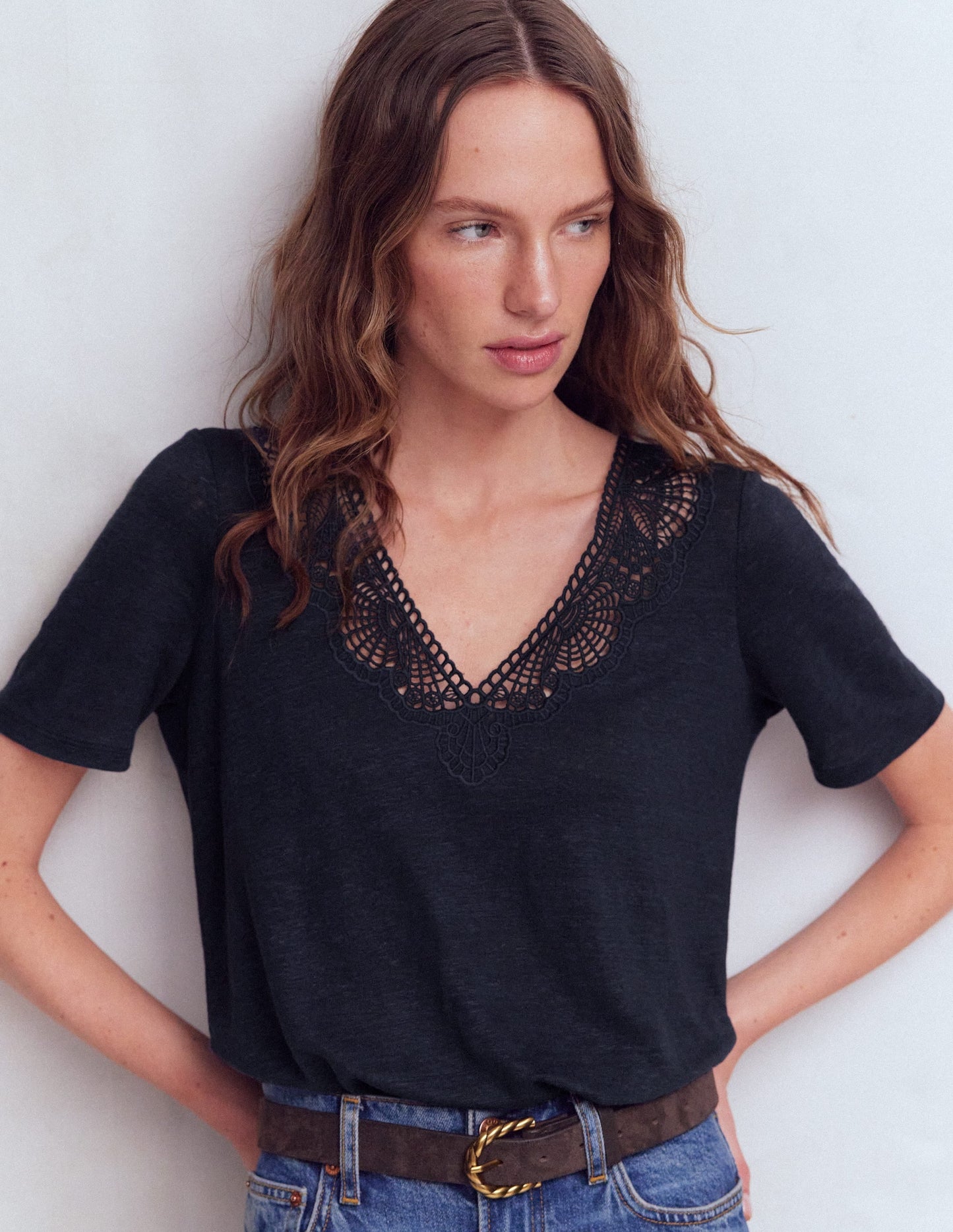 Tara Lace Trim Linen T-shirt-Navy Blazer