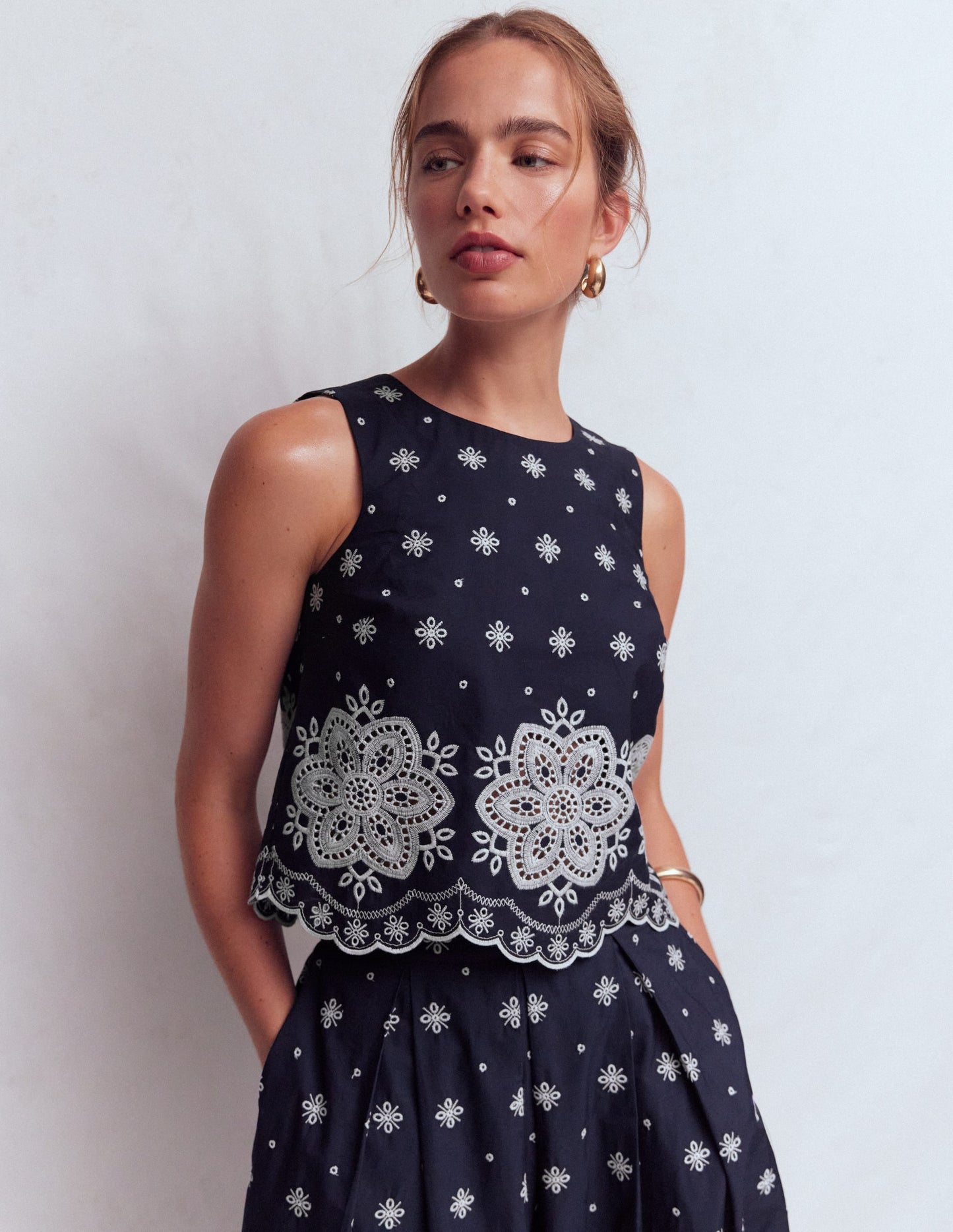 Sofia Broderie Shell Top-Navy