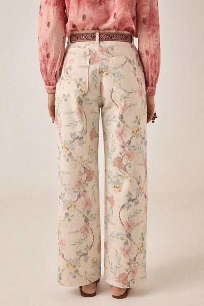 Maison Hotel Lirio Pant