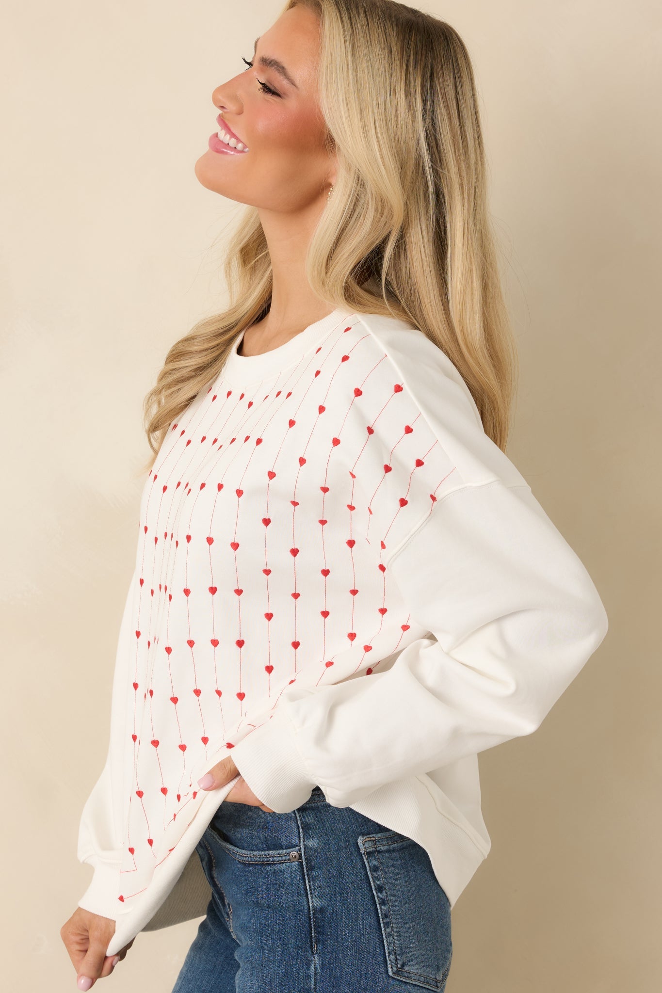 Heartstrings Attached White Cotton Embroidered Heart Crewneck Sweatshirt